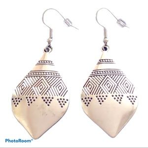 NEW! Boho Desert Revival Dangle Silver Tone‎ Earrings